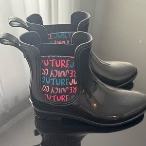 Juicy Couture Glossy Black graffiti  Rain Boots